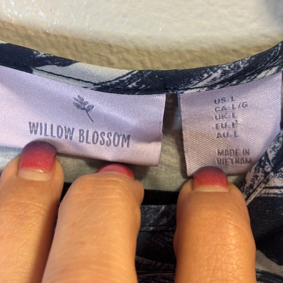 Elegant Navy Patterned Mini Dress - Picture 2 of 5